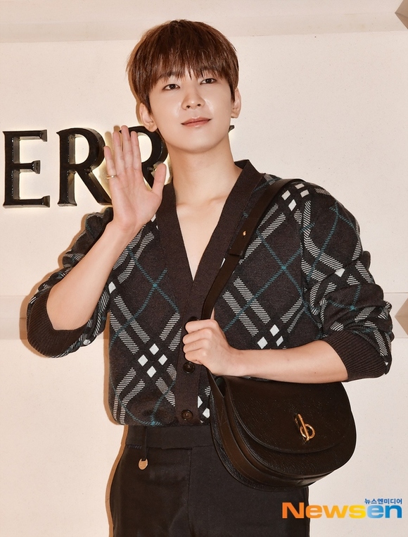 入隊中”SEVENTEEN ウォヌ、誕生日を迎え自作曲「峠」を公開…ファンへの