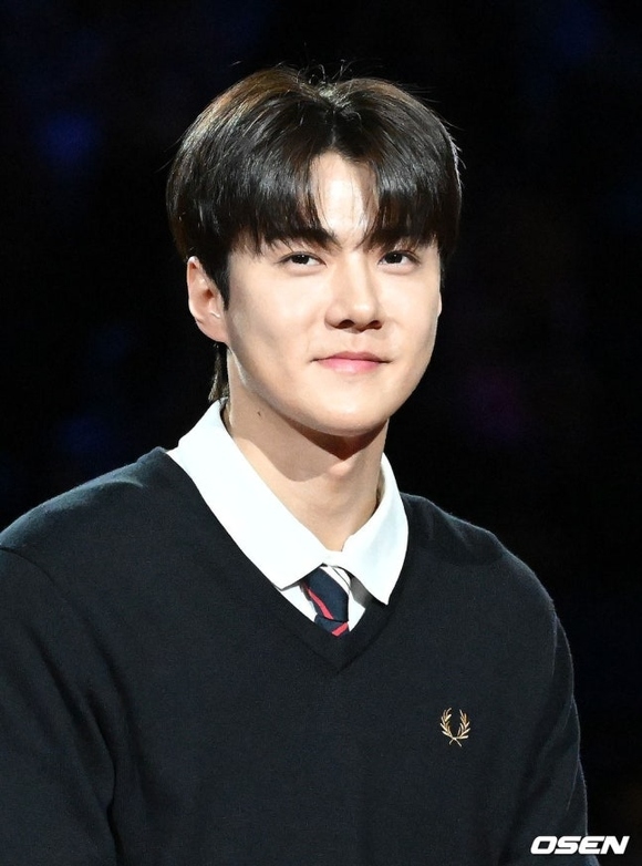 PHOTO】EXO セフン、グローバルテニスイベントに出席 - Kstyle