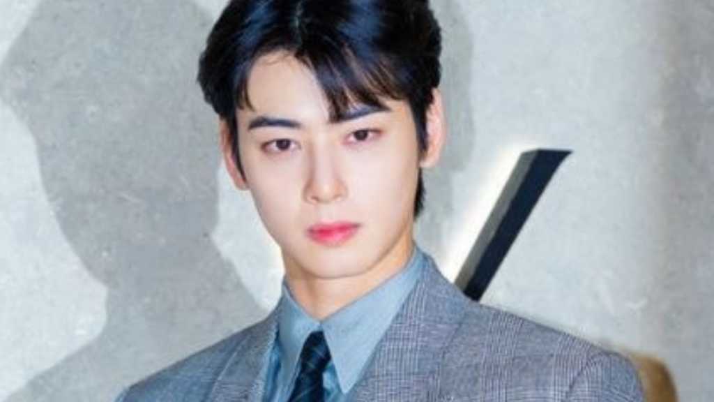 ASTRO チャウヌ、2ndミニアルバム「ELSE」通話コンセプトのハイライト