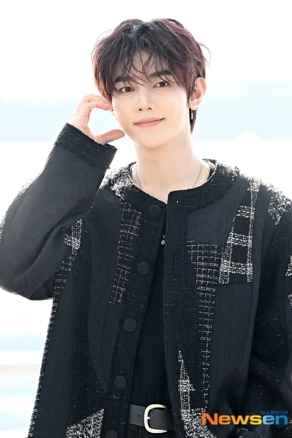 PHOTO】ZEROBASEONE ジャン・ハオ、スケジュールのため中国へ出国