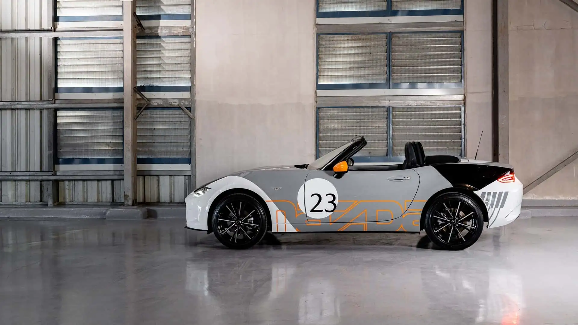 Nuevo Mazda MX-5 2024: Cup 23rd Anniversary Edition