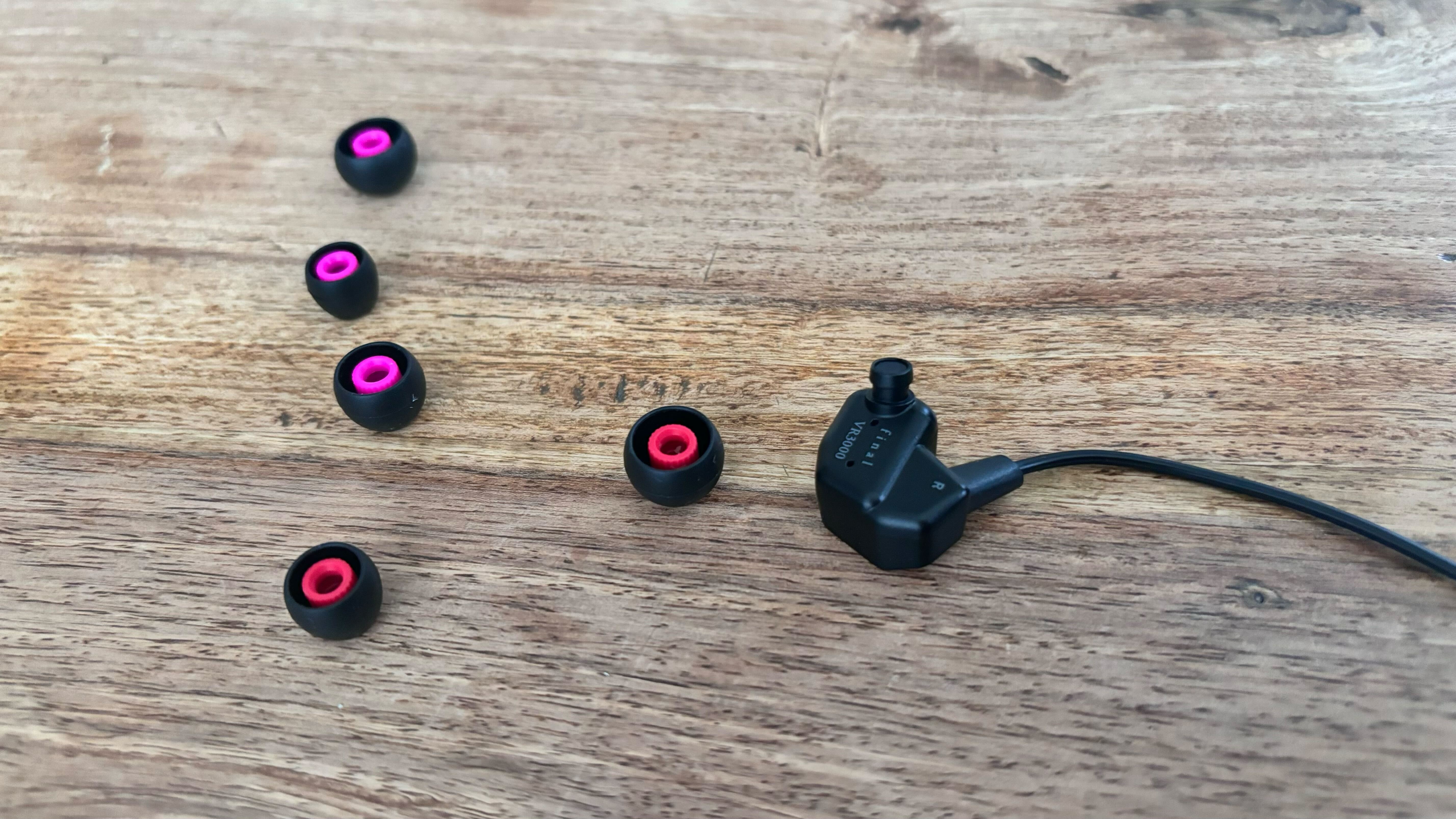 Final VR3000 review: immersive earbuds that are great for gaming