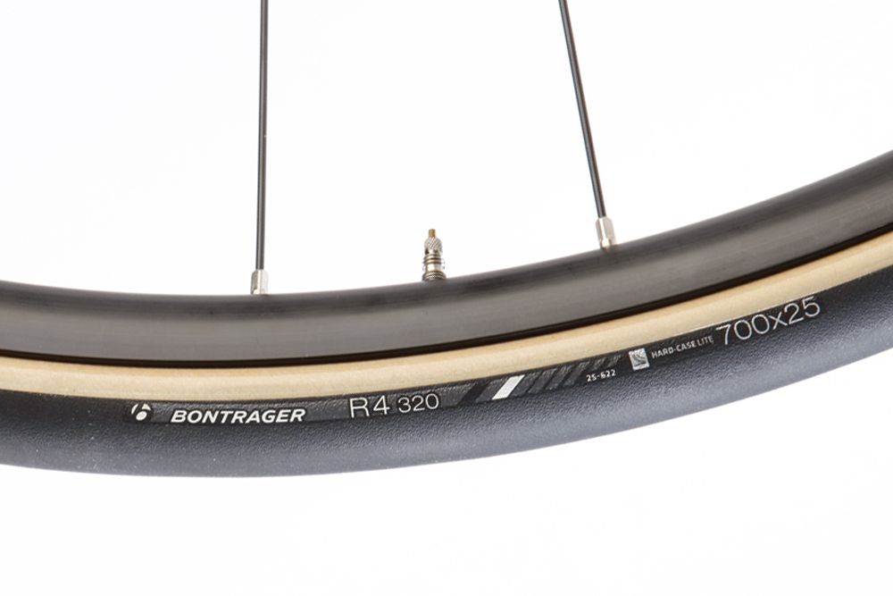 BONTREGER ボントレガー R4 700×28C クリンチャー 2本 Bontrager R4