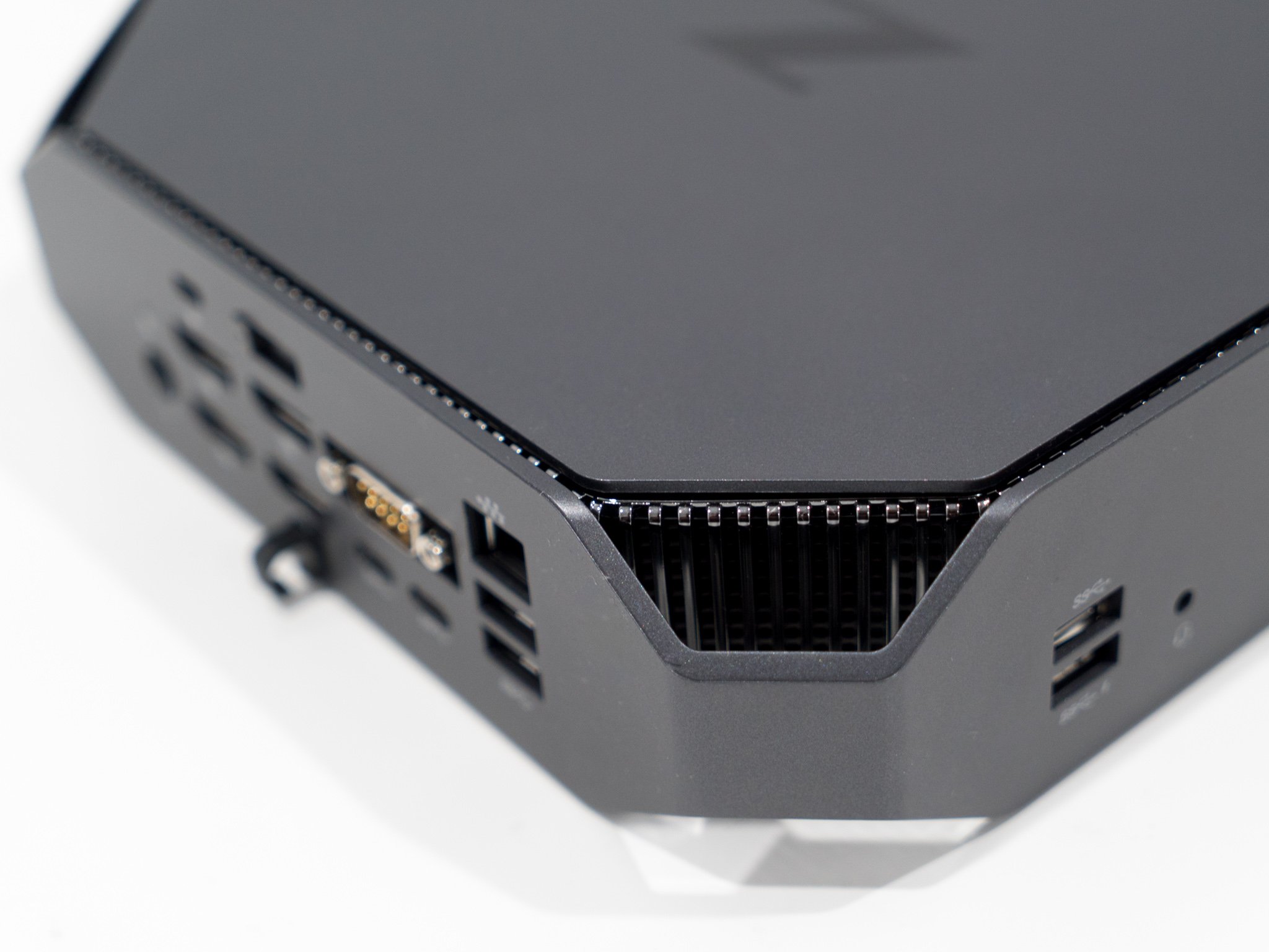 HP Z2 Mini G3 review: The workstation for shrinking workspaces