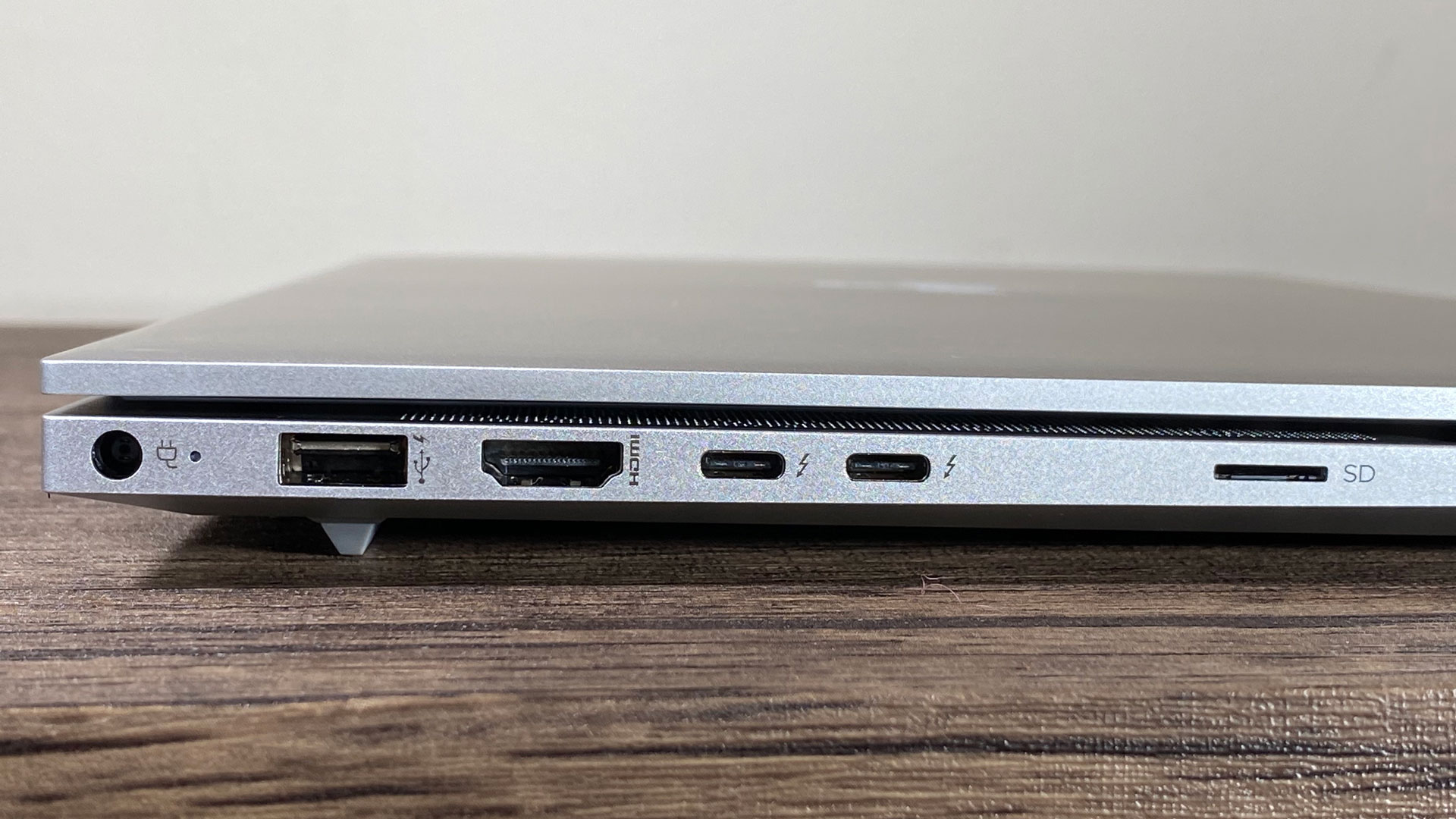 HP Envy 15 Review: Sitting at the Grown-Ups' Table | Tom's Hardware