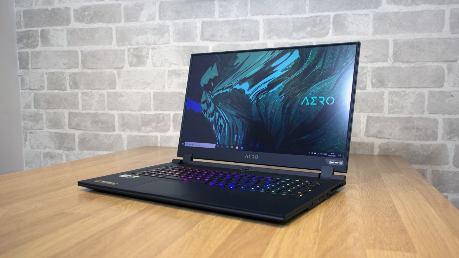 Gigabyte Aero 17 HDR YC review: Incredible speed, eye-watering