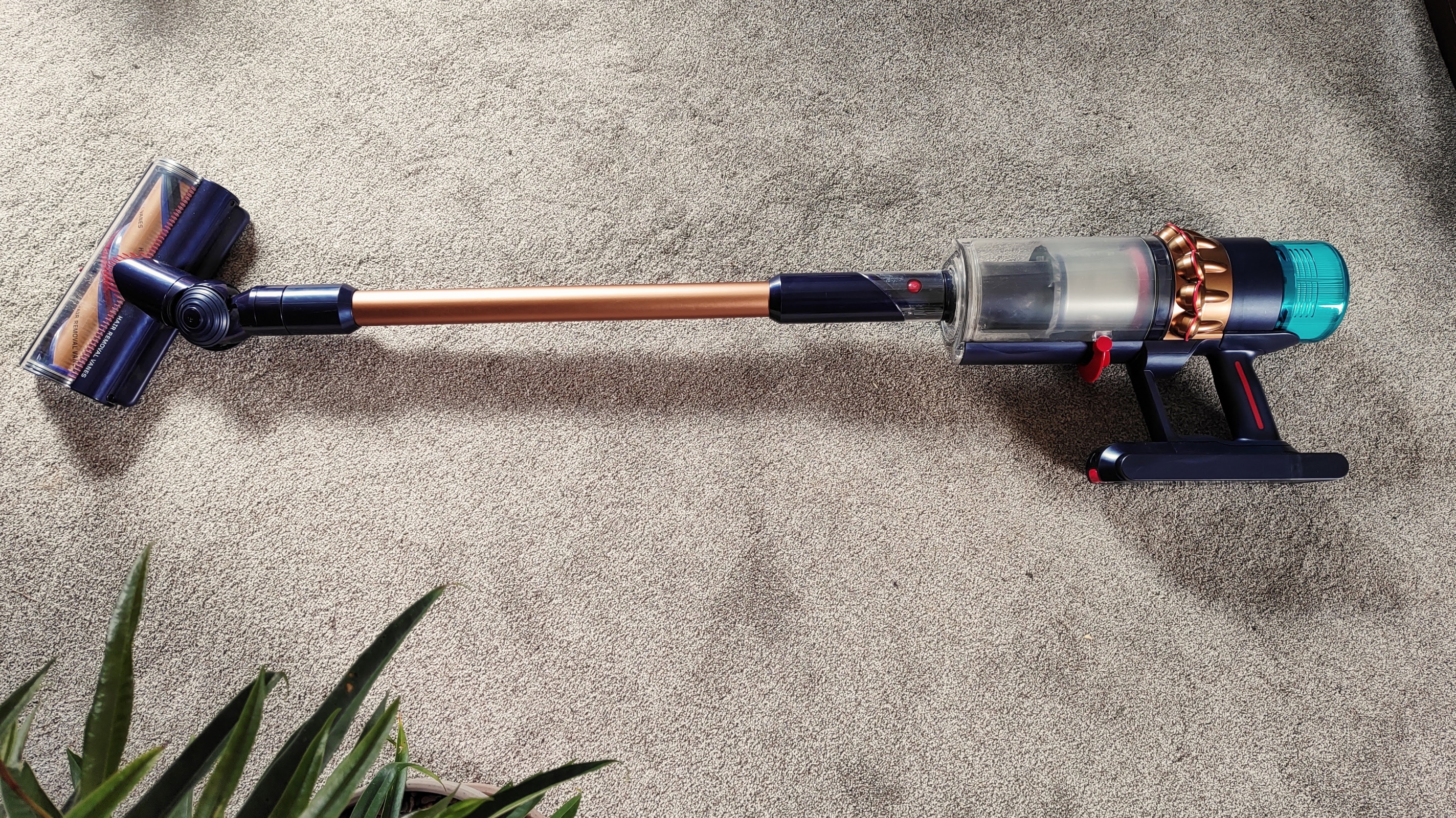 Dyson Gen5detect Absolute review | Top Ten Reviews