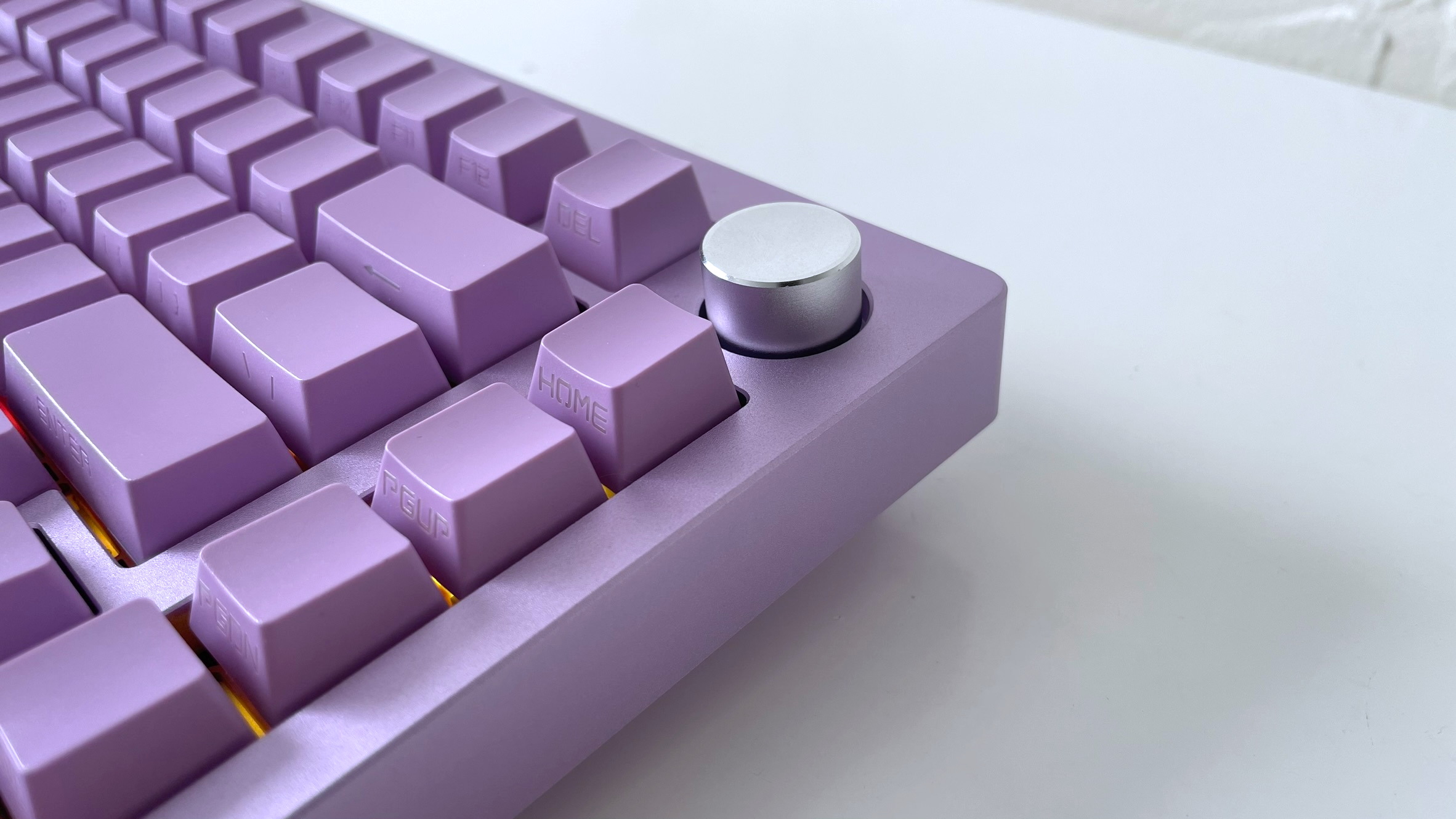 Epomaker Tide 75 mechanical keyboard review: A polished