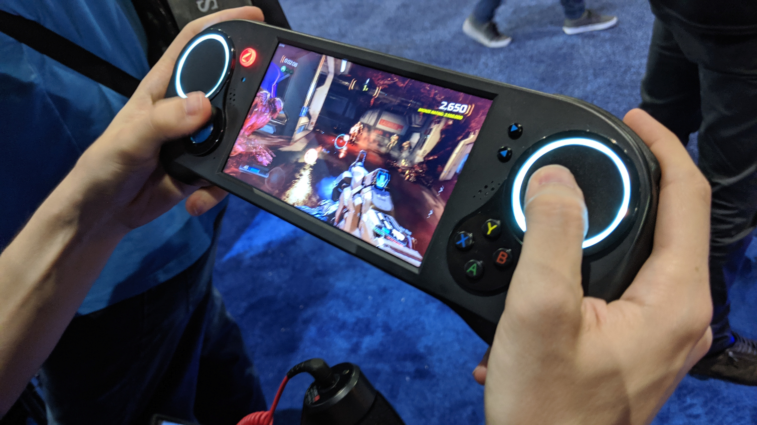 Hands-On With the AMD Ryzen-Powered Smach Z, Preorders Open, Ships