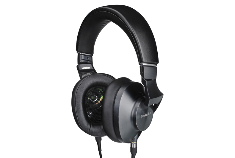 Technics EAH-T700 review | What Hi-Fi?