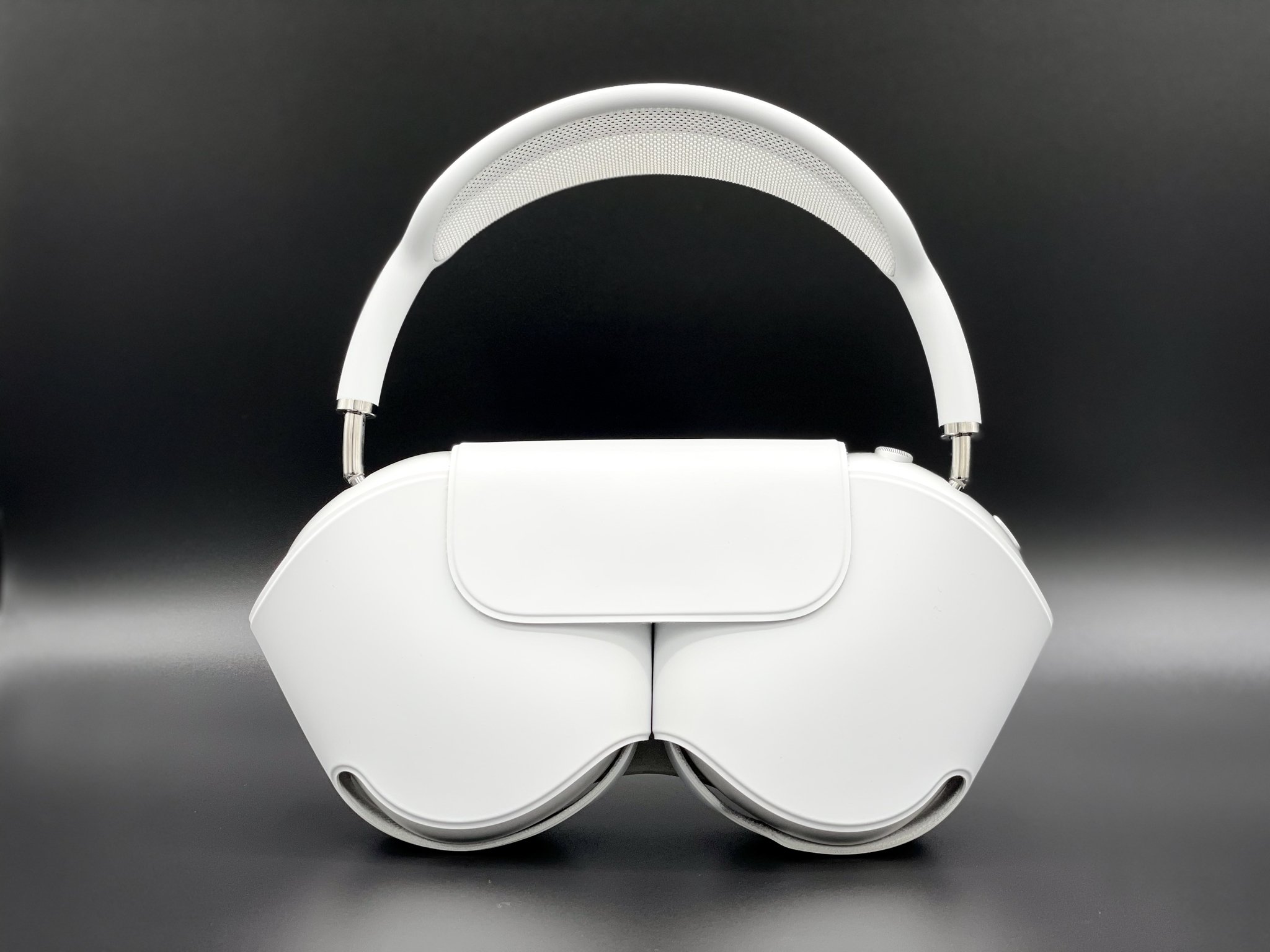 AirPods Max may get new colors, second-gen not in the works, says