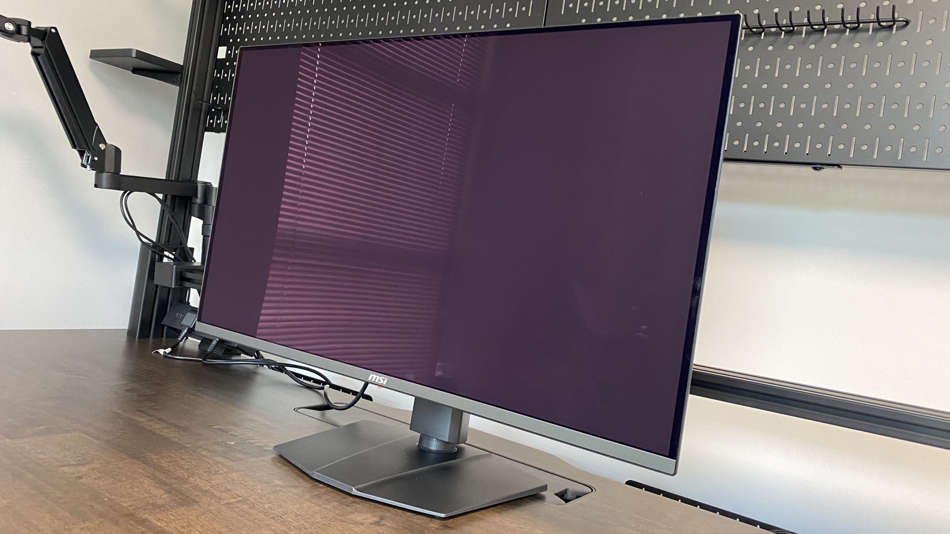 MSI MPG 321URX QD-OLED | PC Gamer