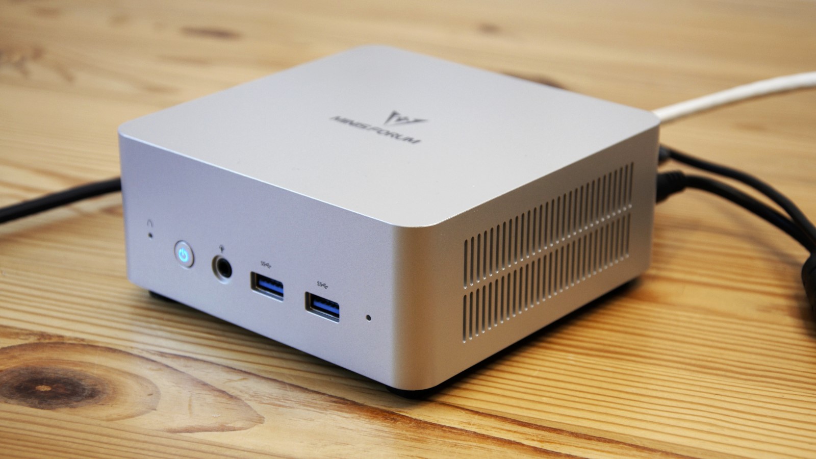 Minisforum Venus UN1265 Mini PC review | TechRadar