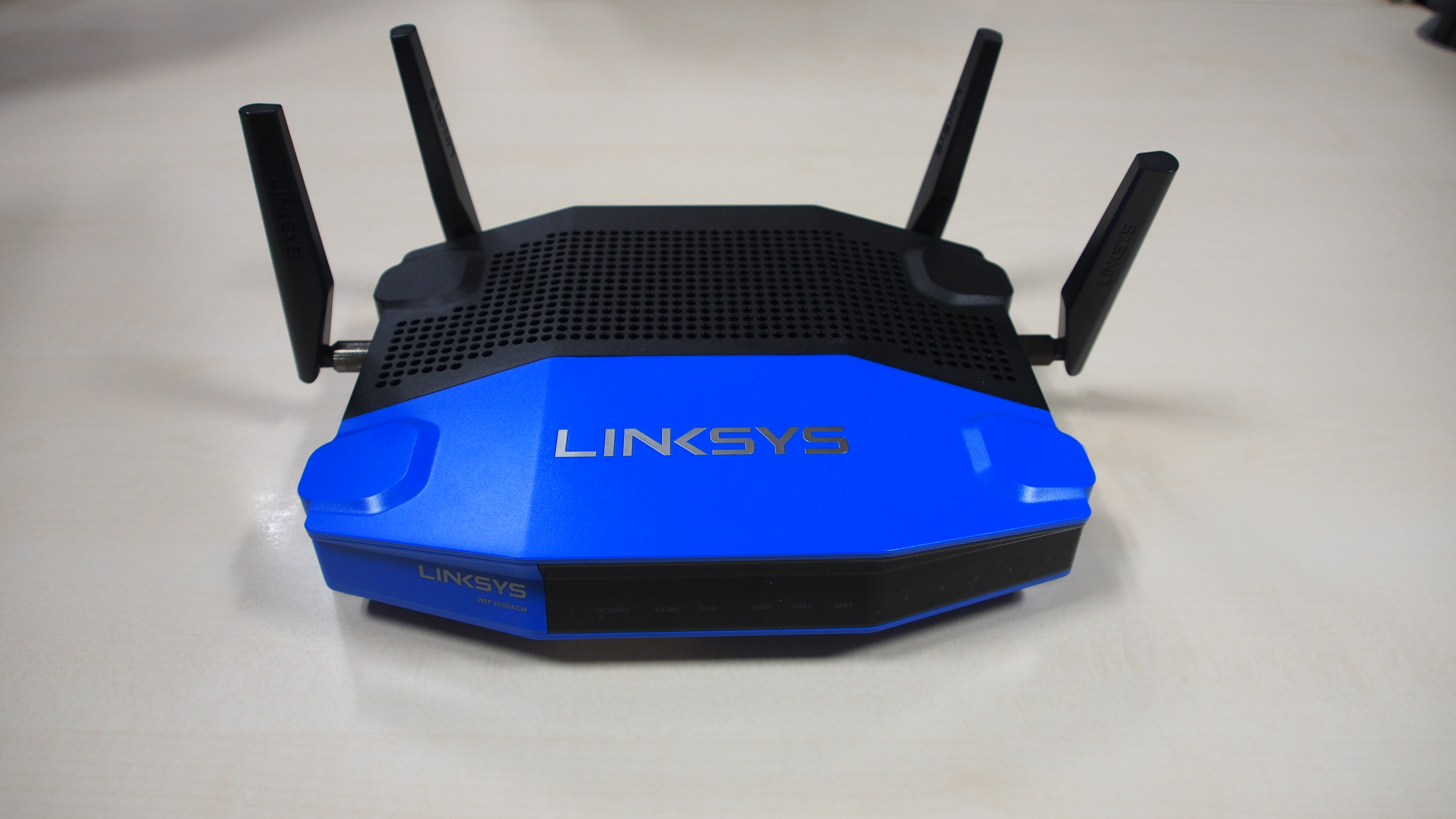 Linksys WRT 3200 ACM router review | TechRadar
