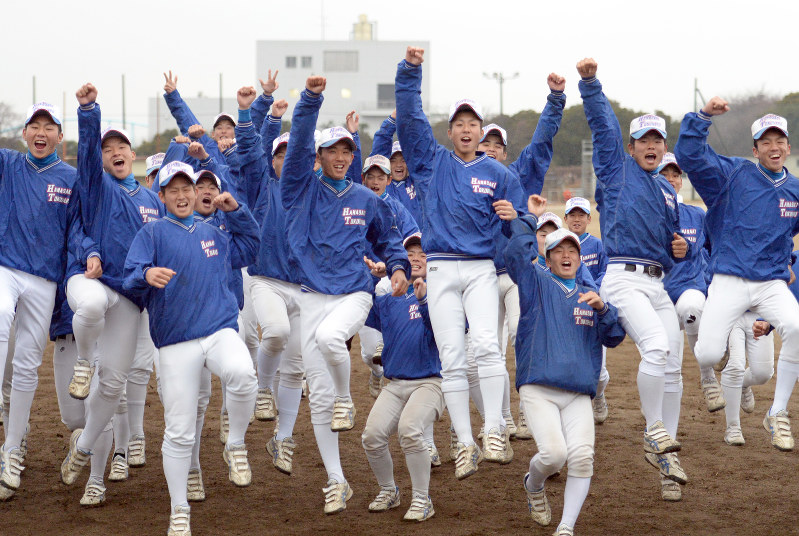 選抜高校野球：夏春連続の花咲徳栄 監督の誕生日に吉報 | 毎日新聞