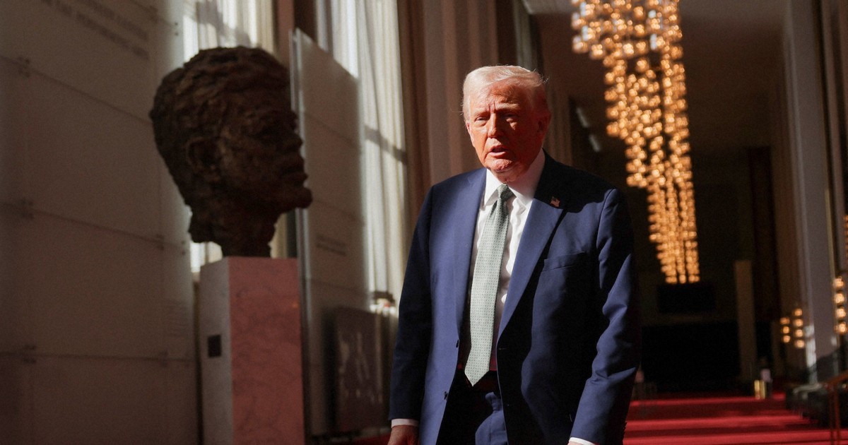 ケネディ元大統領暗殺に関する8万ページの文書、18日に公開へ | 毎日新聞