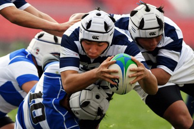 秋田工が3大会ぶり白星 歴代最多V「伝統のタックル」で流れ 全国高校