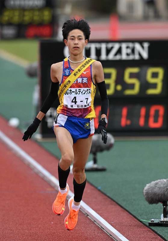 エース不在の仙台育英 新監督が導いた5位入賞 高校駅伝男子 | 毎日新聞