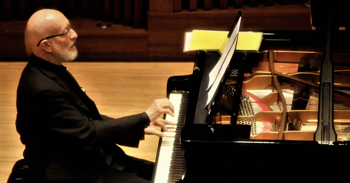ロシアの世界的ピアニスト、17日に来日公演 平和の願い音に乗せ | 毎日新聞