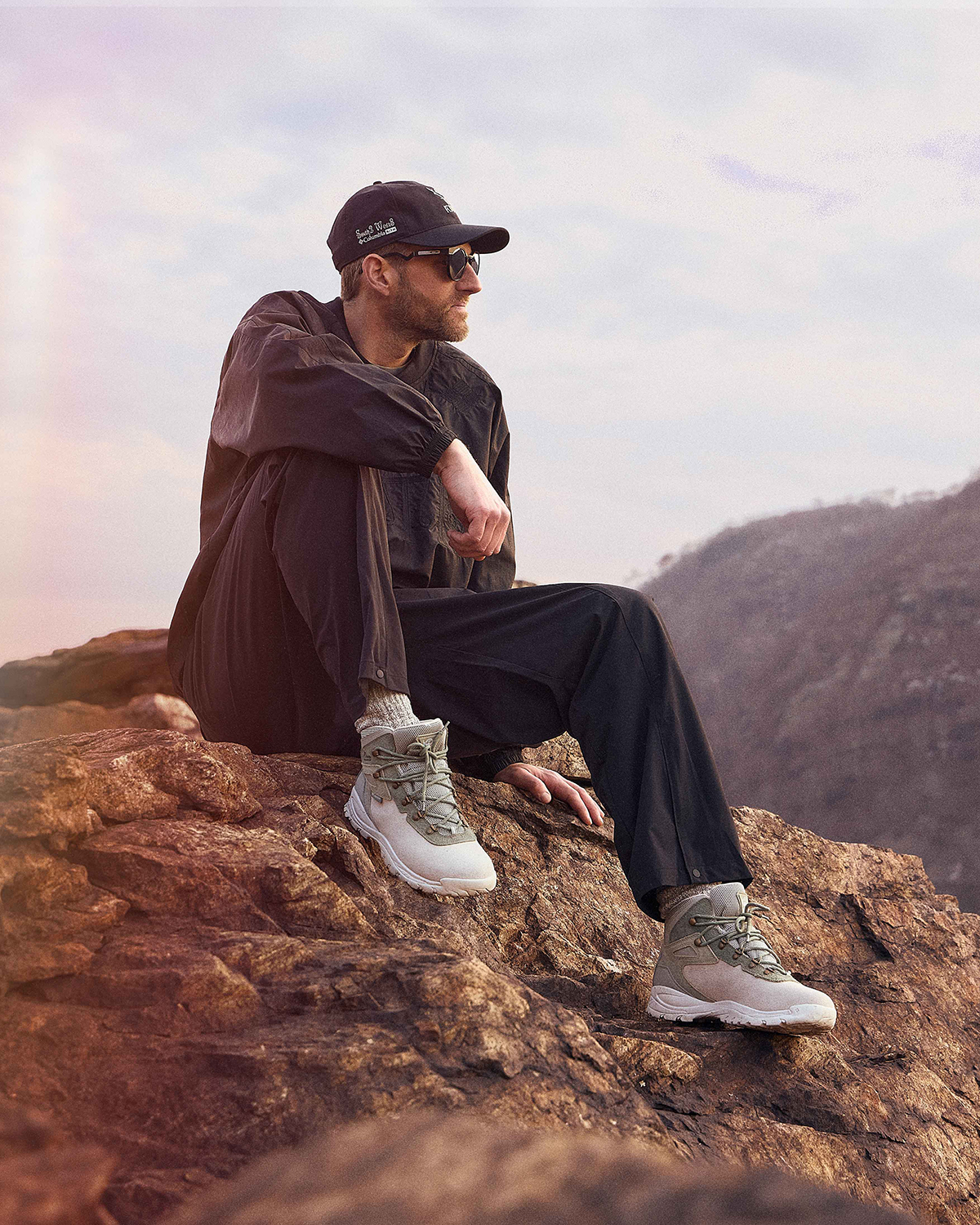 Kith、SOUTH2 WEST8、Columbiaのトリプルコラボレーションアイテムが