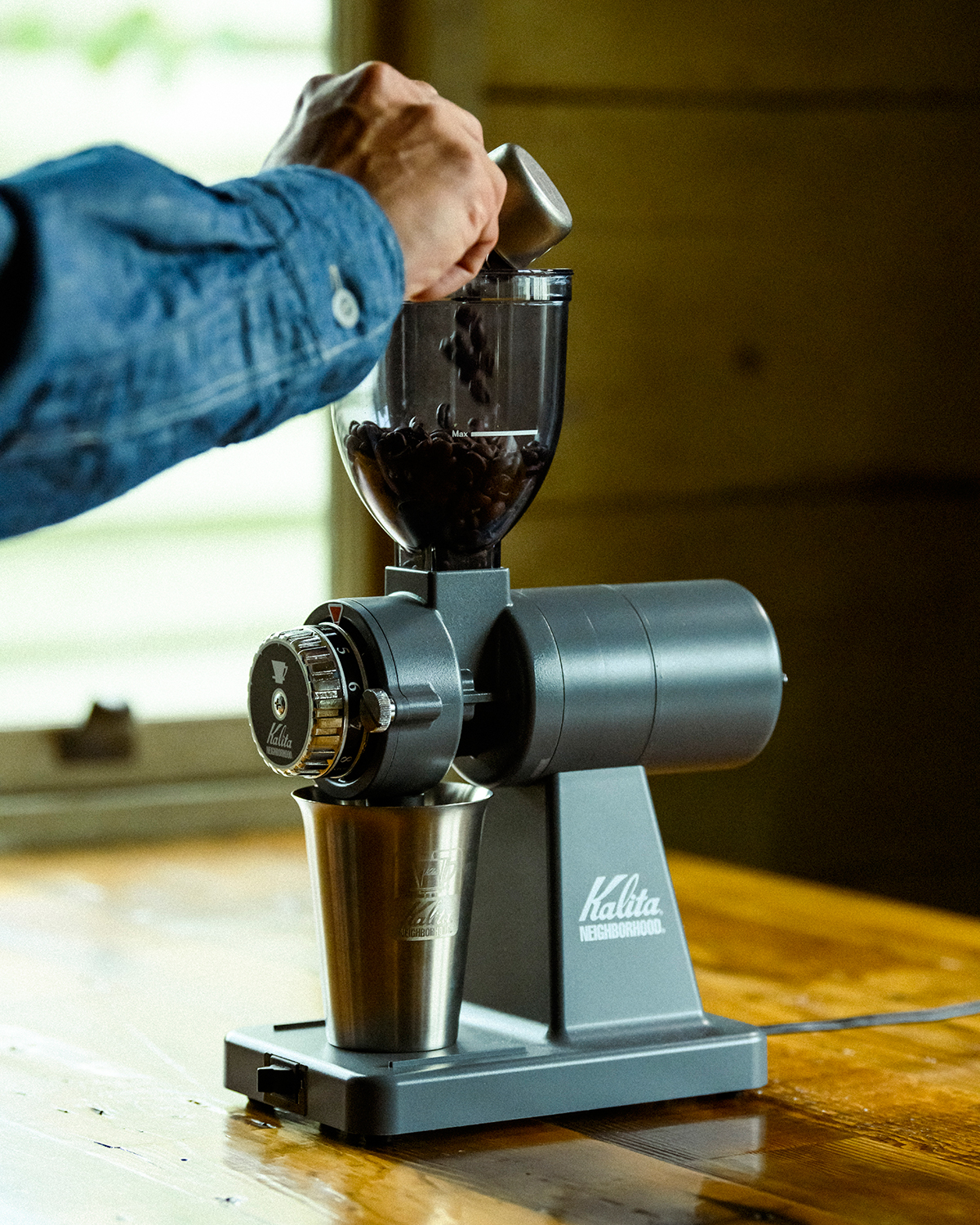 日本で唯一のコーヒー器具メーカーとNEIGHBORHOODがコラボレーション