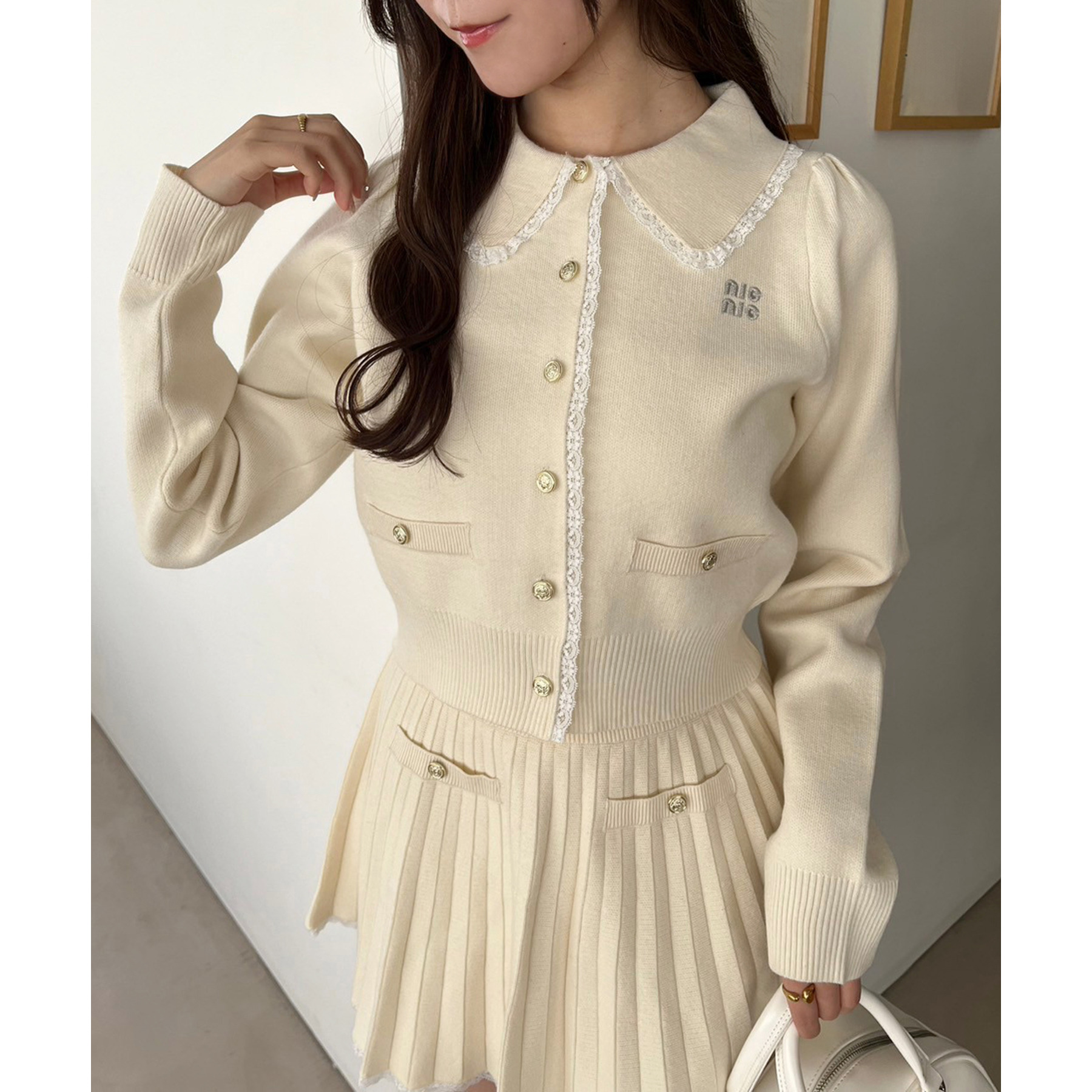 ロゴ入りニットセットアップ | ファッション通販サイト NUGU