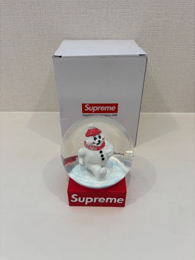 Supreme Snowman Snowglobe 