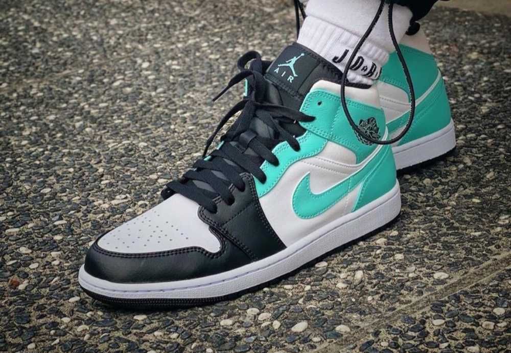 スニダンで購入可】5/24 発売 NIKE AIR JORDAN 1 