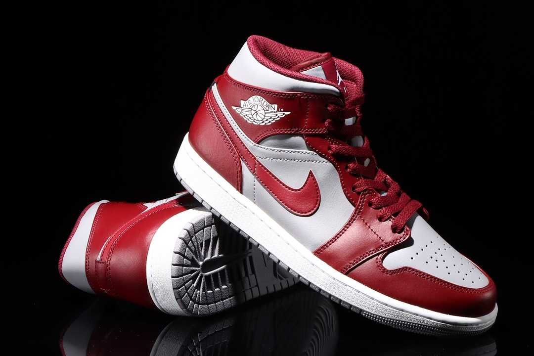 スニダンで購入可】11/18発売 Nike Air Jordan 1 Mid 