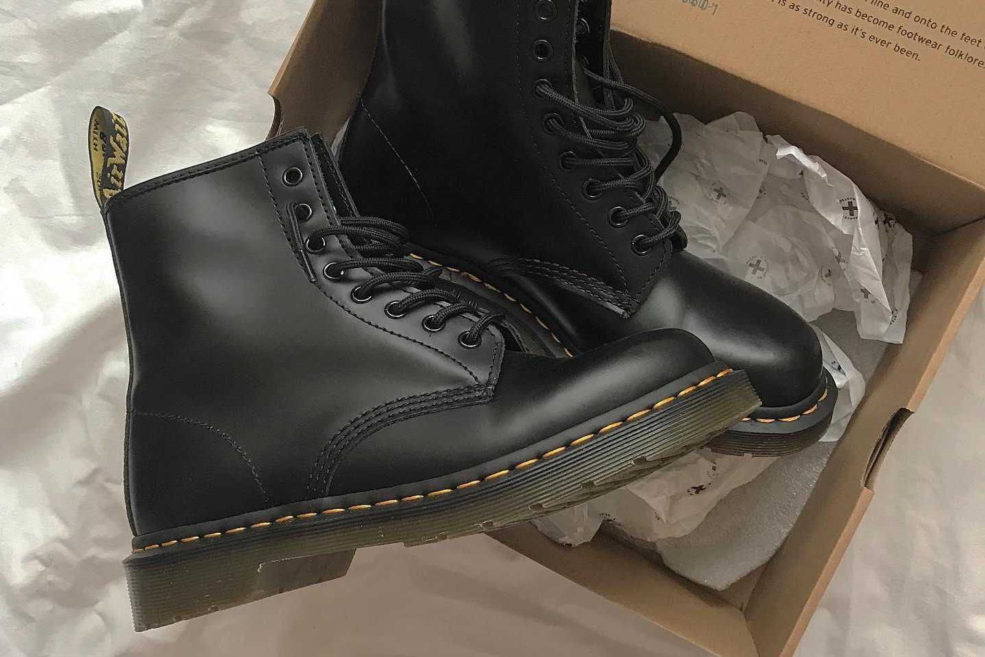 ドクターマーチンの定番ブーツ「1460」とは？コーデやサイズ感