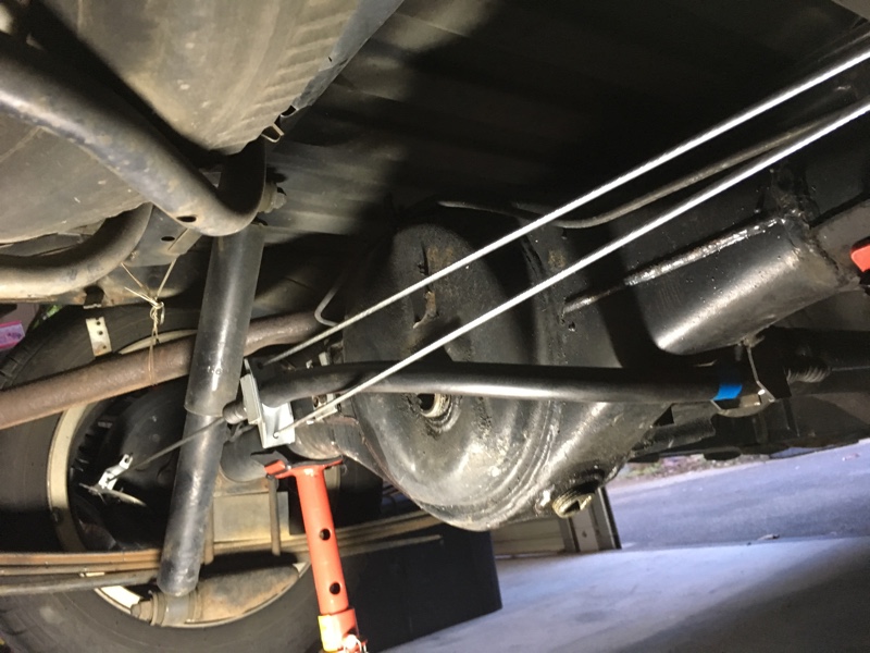 サイドブレーキワイヤー交換（日産 サニートラック）by そいすげ