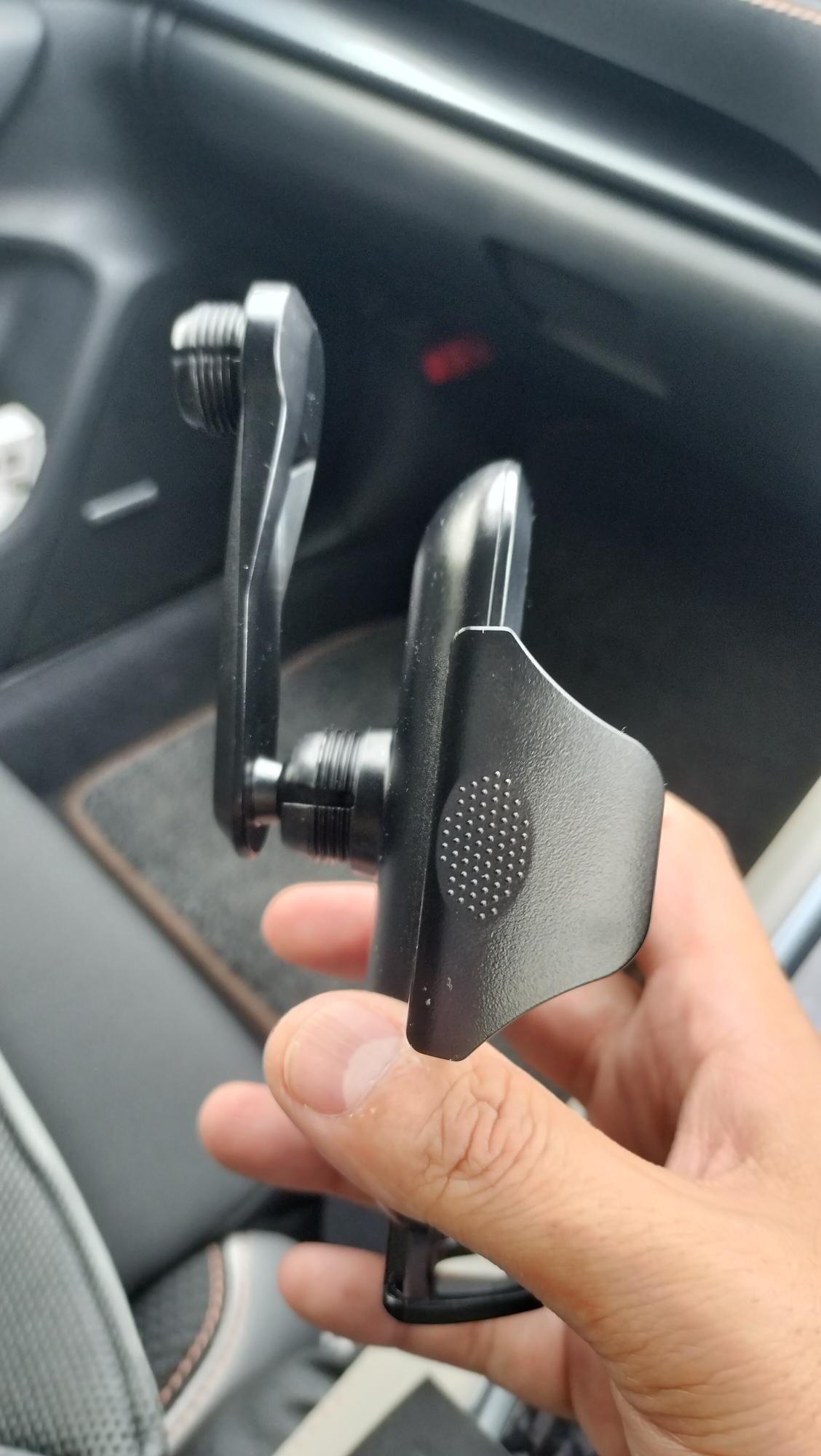 スマホホルダー設置場所探り（スバル レイバック・VN）by たけのこめん