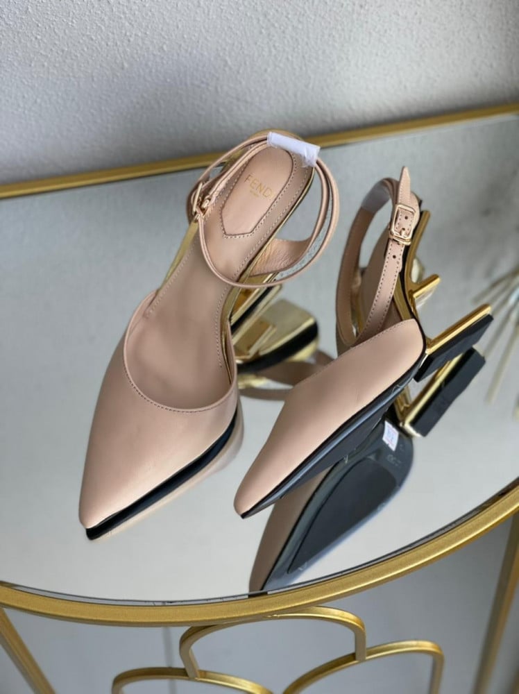 Beige boots - Fendi - E-SEVEN STORE