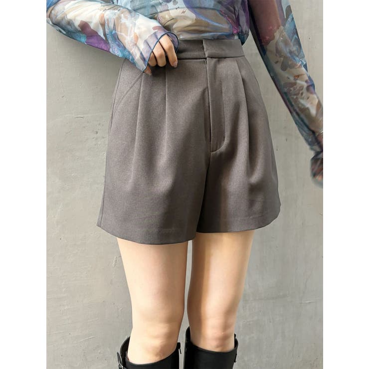 タックショートパンツ[品番：MKSW0059411]｜MURUA（ムルーア）の