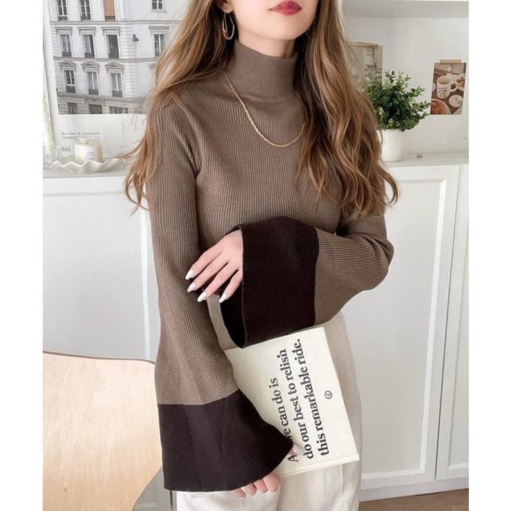 大人かわいいが実現できる。袖フレアハイネックニットプルオーバー（袖