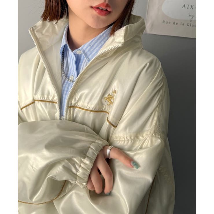 旬なスポーティMIXに。軽量胸刺繍×配色パイピングハーフジッププル