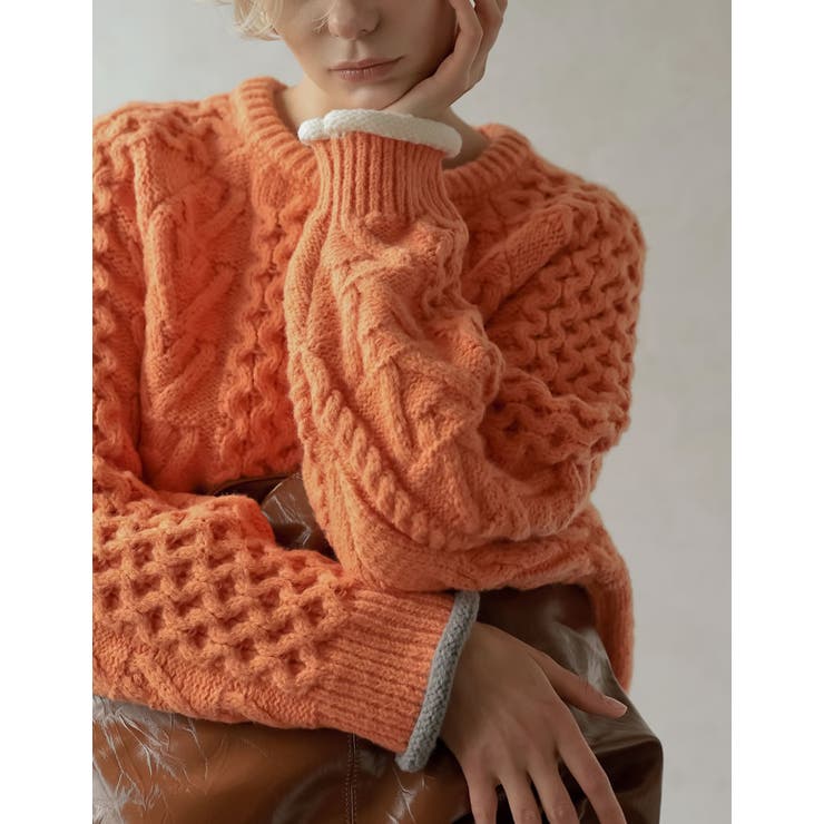 2024-25 WINTER COLLECTION]配色ハートケーブルニット[品番