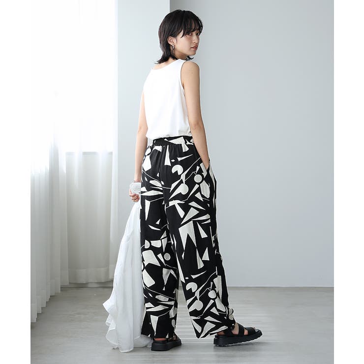大人のプリント柄。リネンタッチ幾何学柄パンツ パンツ ストレート