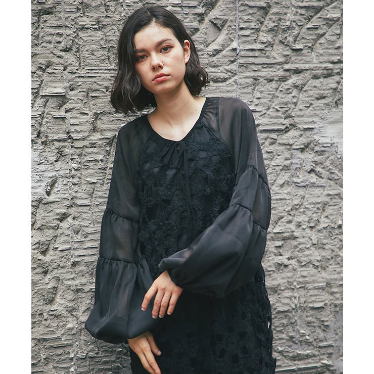 フラワーモチーフバルーン袖ワンピース [品番：JITW0000060]｜SMILE