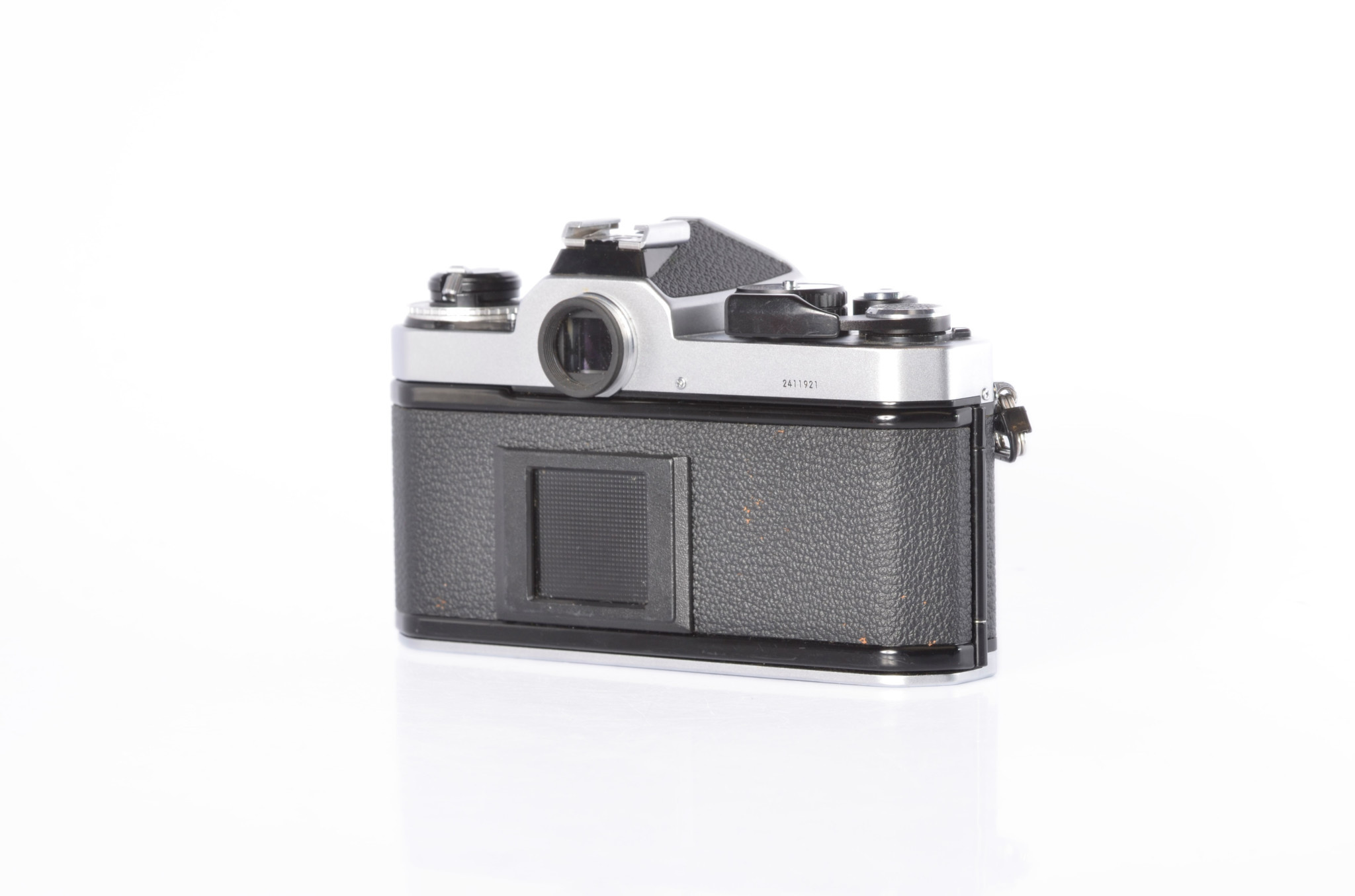 Nikon FE2 35mm | Chrome Body - LeZot Camera | Sales and Camera