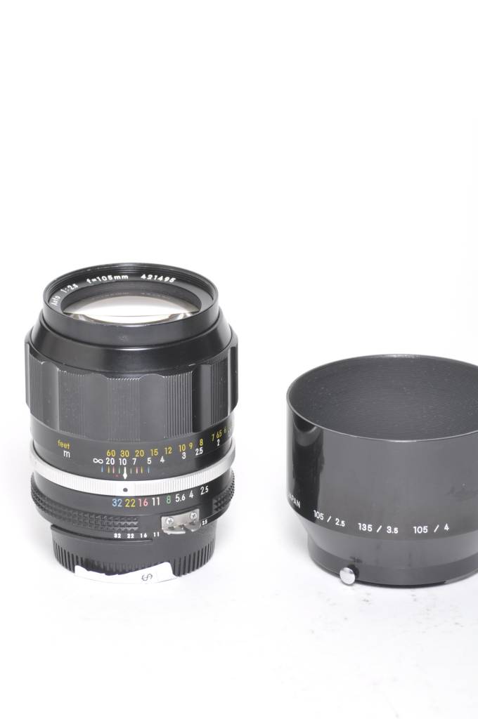 Nikon Portrait lens 105mm f2.5 full frame or APS-c - LeZot Camera