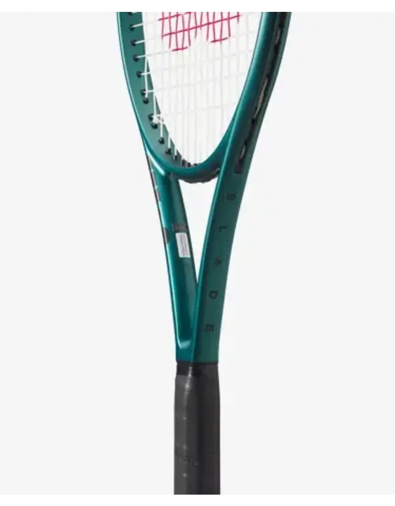 Wilson Blade 100 v9 - Tennis Topia