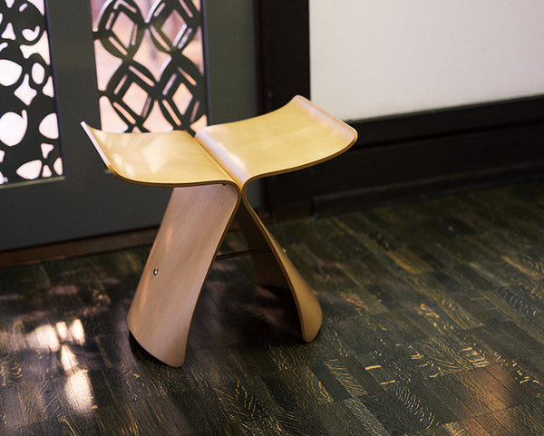 バタフライスツール/天童木工 – GOOD DESIGN STORE TOKYO by NOHARA