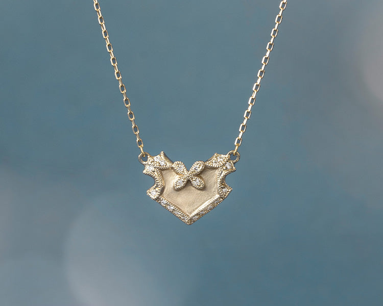 Butterfly effect” はじまりは小さな羽ばたき – AbHeri 公式オンライン