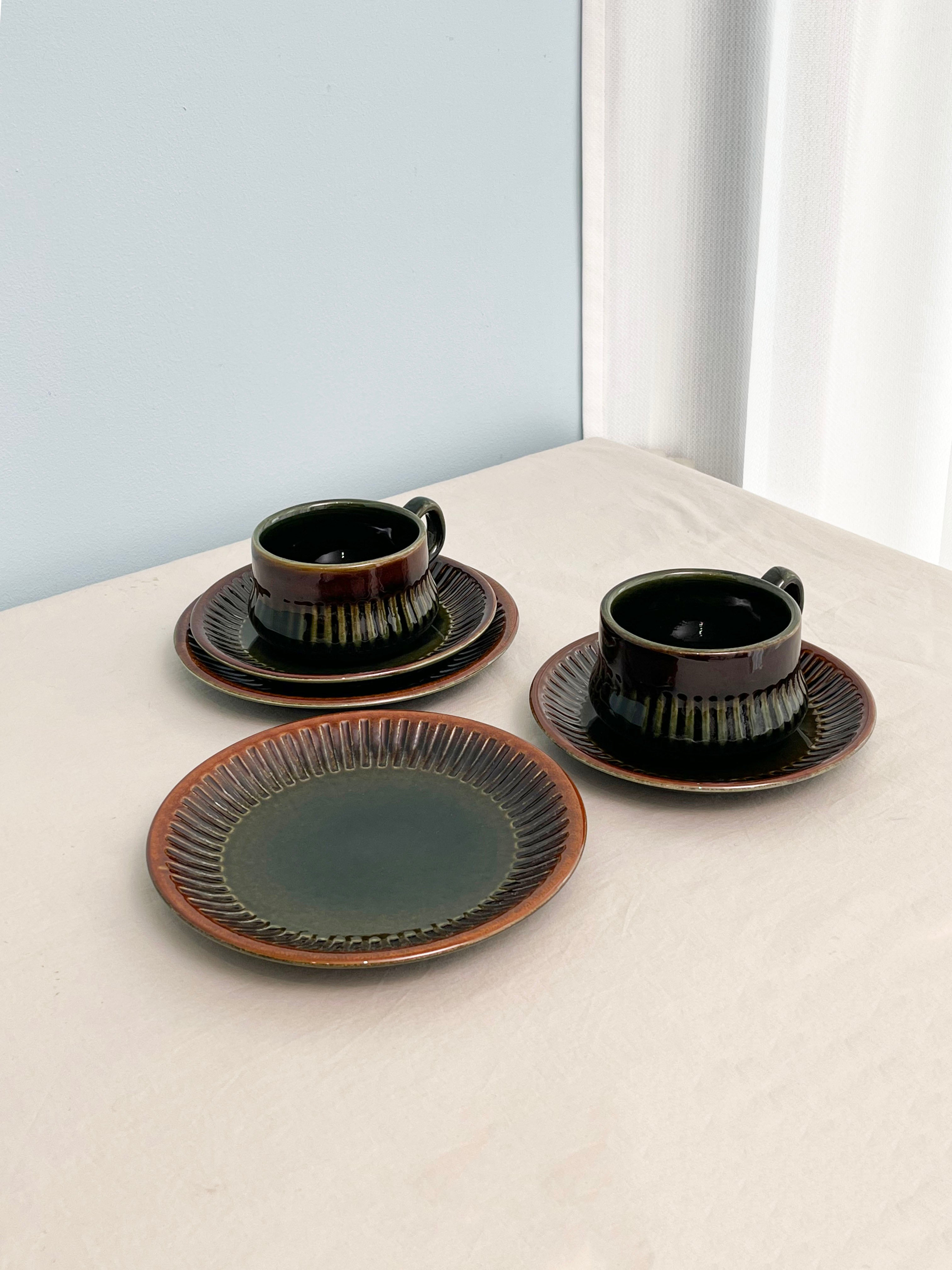 ゲフレ オリーブ ティーカップ&ソーサー 北欧食器 スウェーデン