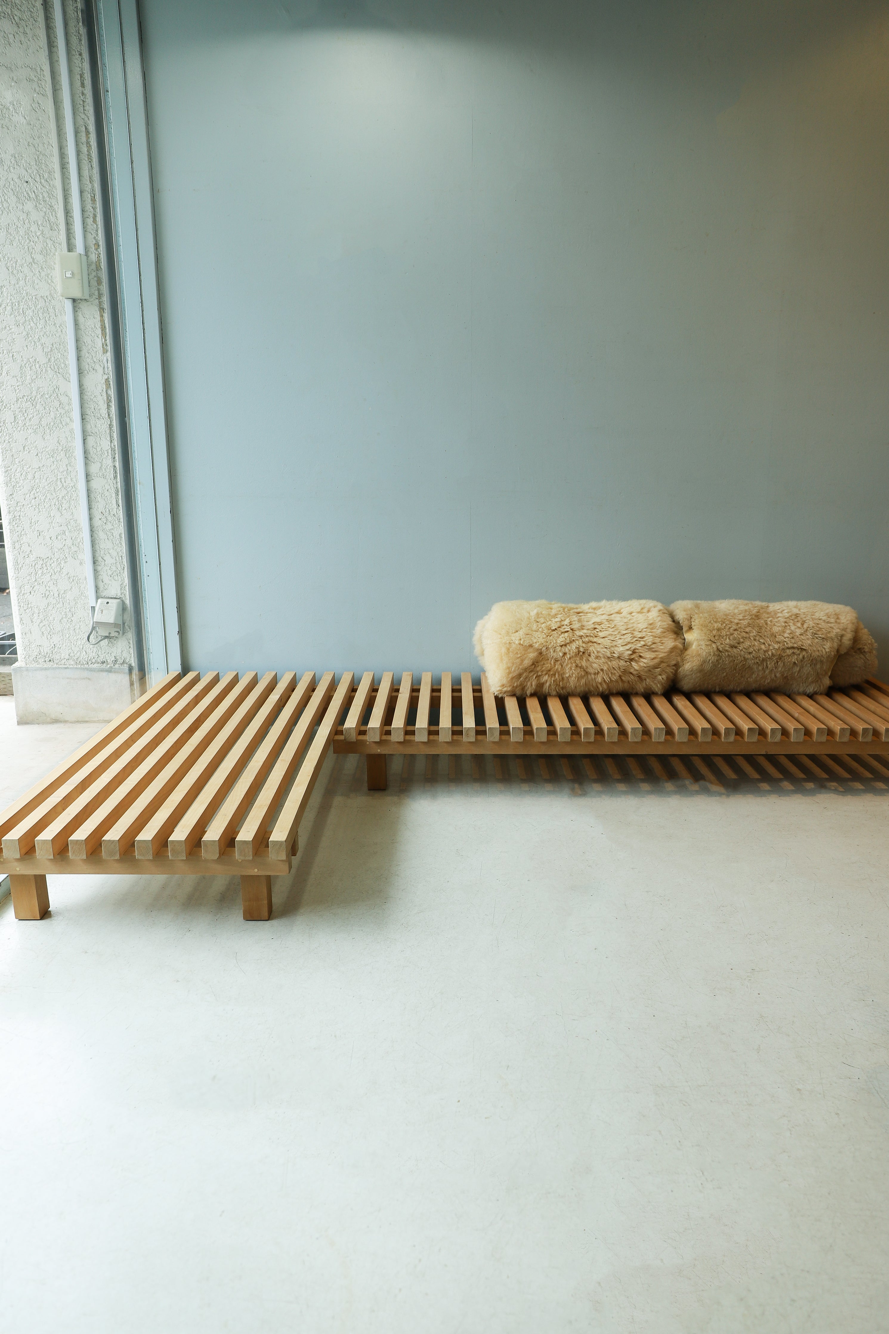 スリット ローベンチ 木製 シャルロット・ペリアン スタイル/Charlotte