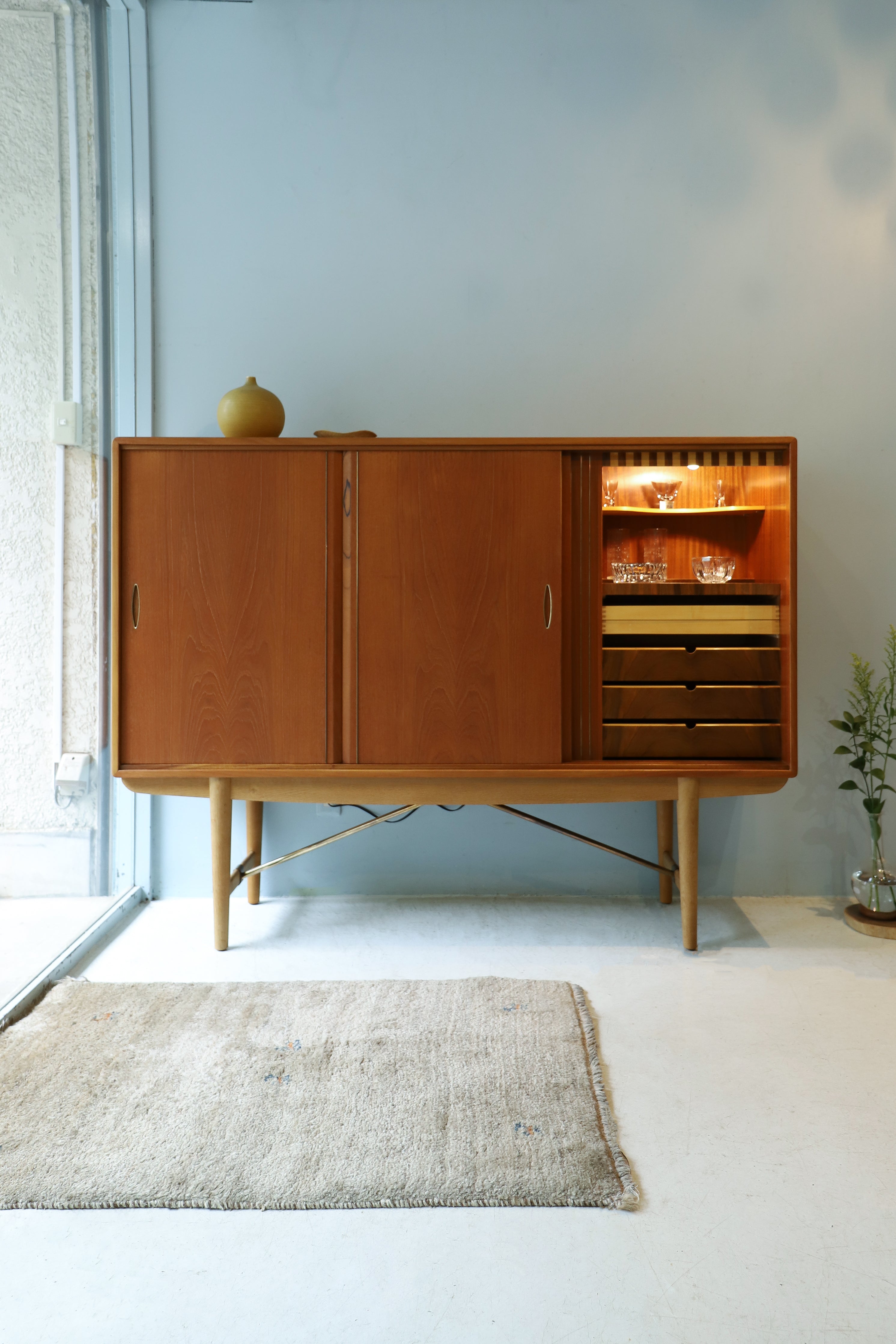 Danish Vintage High Sideboard/デンマークヴィンテージ サイドボード