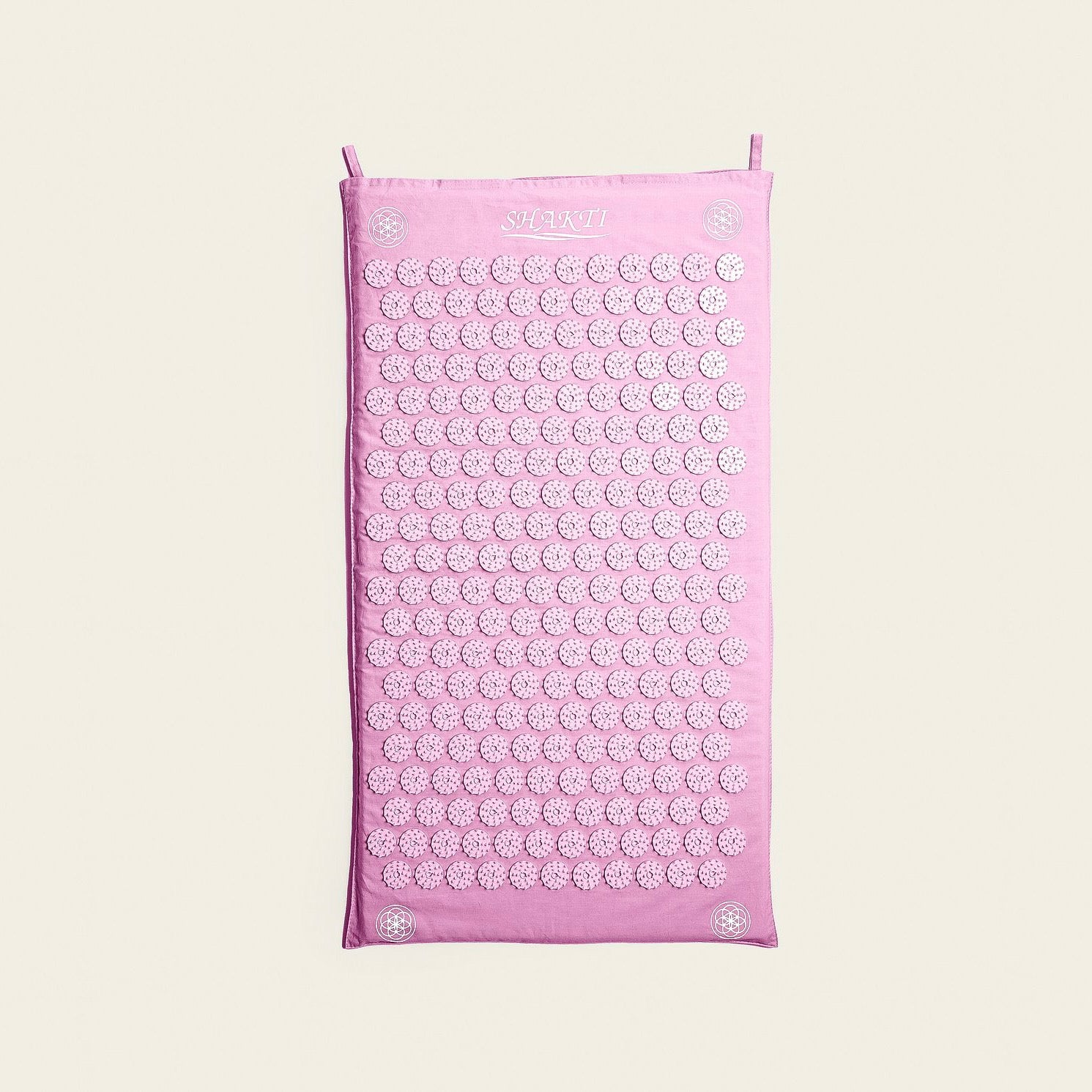 痛いけどリラックスできる!？ インドのシャクティマットがブーム｜SENLY