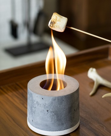 焚き火台】炎の癒しをもたらすフリッカーファイヤー FLIKRFIRE お家で