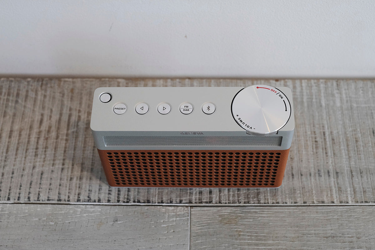 新製品レビュー】GENEVA『TouringS+』ビンテージ感溢れるポータブル